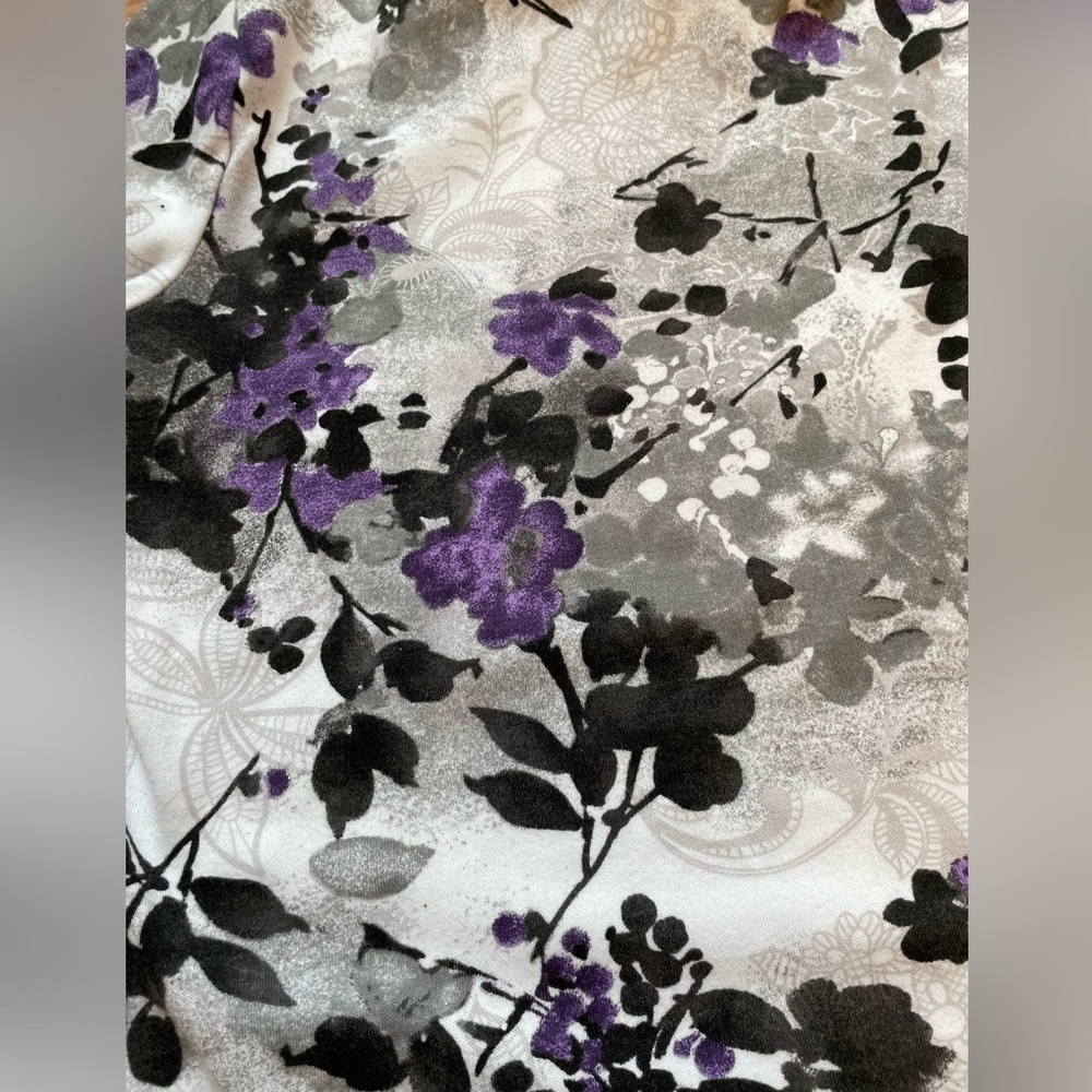 Karen Scott mock turtle neck size medium floral - Picture 4 of 4